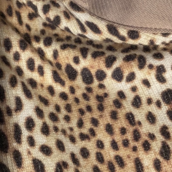 INC Cream Tan Leopard Fitted Cap Sleeve Blouse - Picture 5 of 5